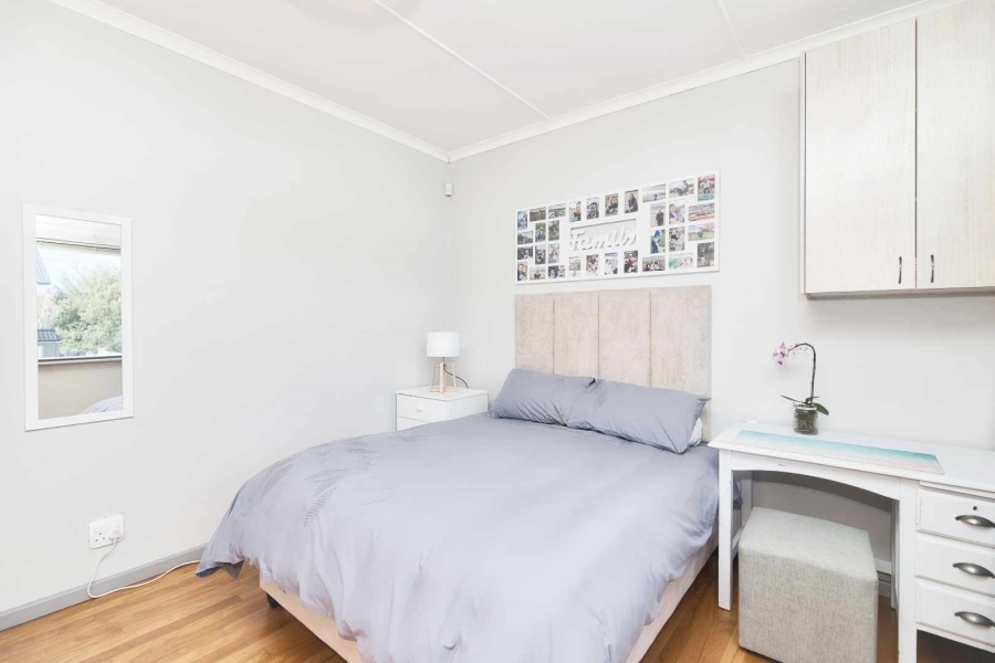 4 Bedroom Property for Sale in Voelklip Western Cape
